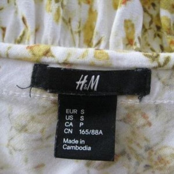 One Shoulder Floral Ruffle Top - Picture 4 of 4